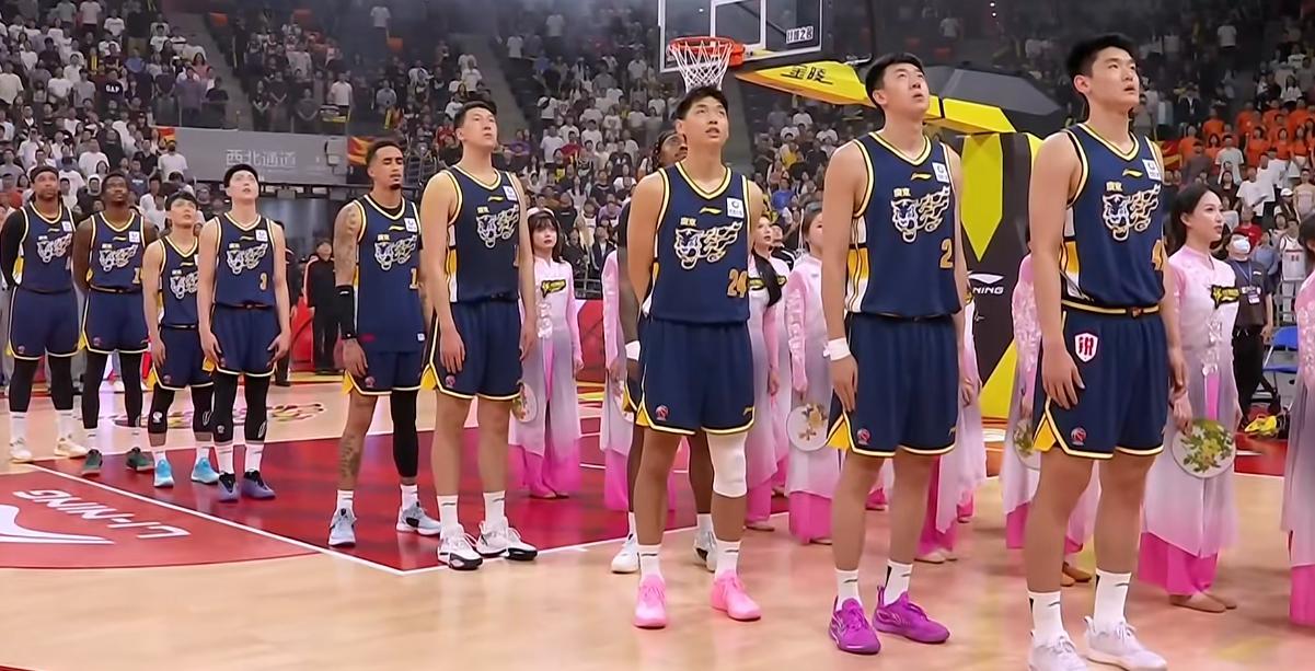 KOK体育官方入口-杜锋终于不作妖!9人轮换用对徐杰胡队,广东复仇江苏还有1大惊喜